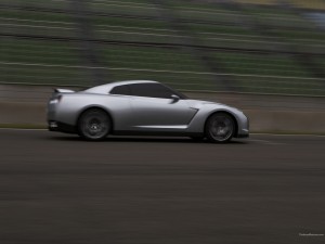 Nissan Gt R 122 1600