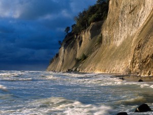 Chalk Cliffs-Rugen Island Wallpaper